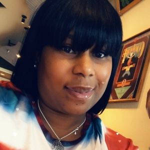 Meet your Posher, Yosha